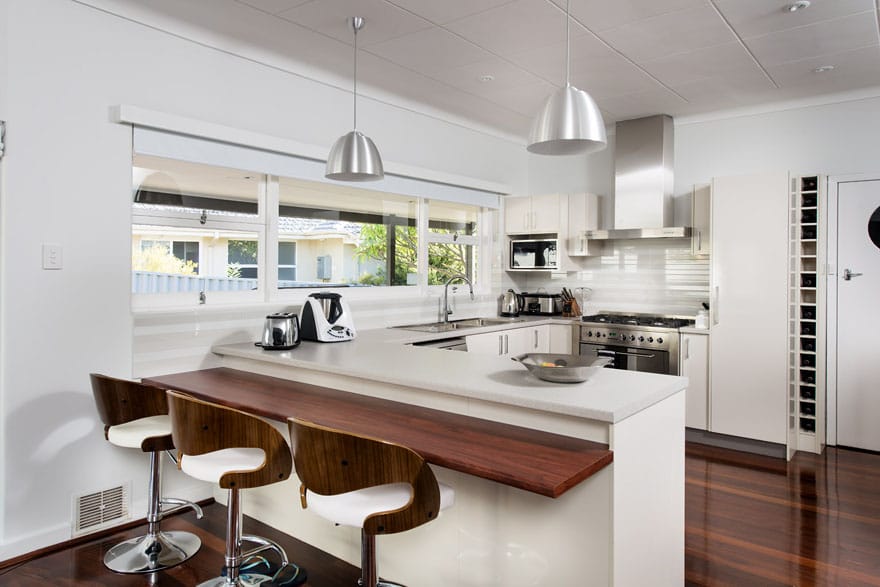 With this kitchen at the heart of the living area, it’s a great space for the family to gather and talk.